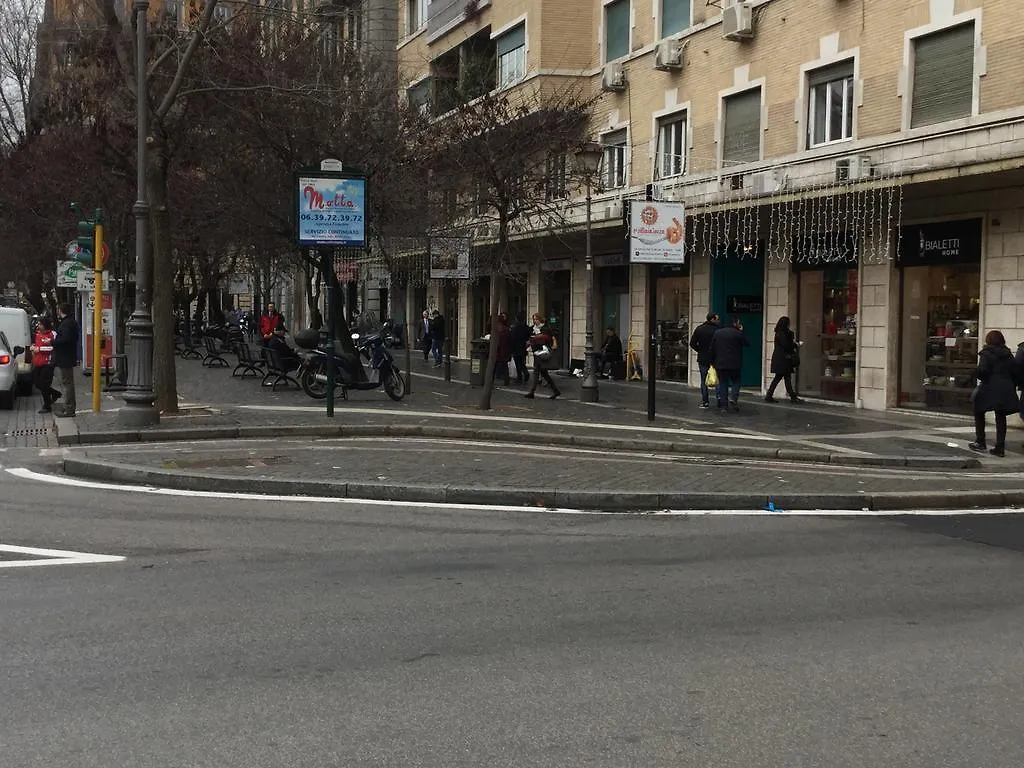 Vatican Armony Suites Řím 2*,